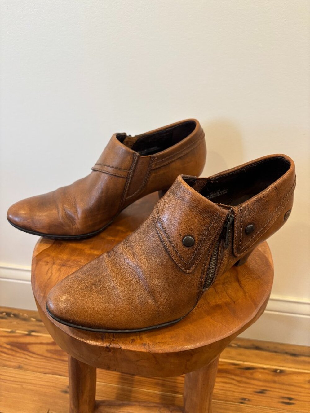 BORN Heeled Leather Ankle Booties - 9.5, Brown